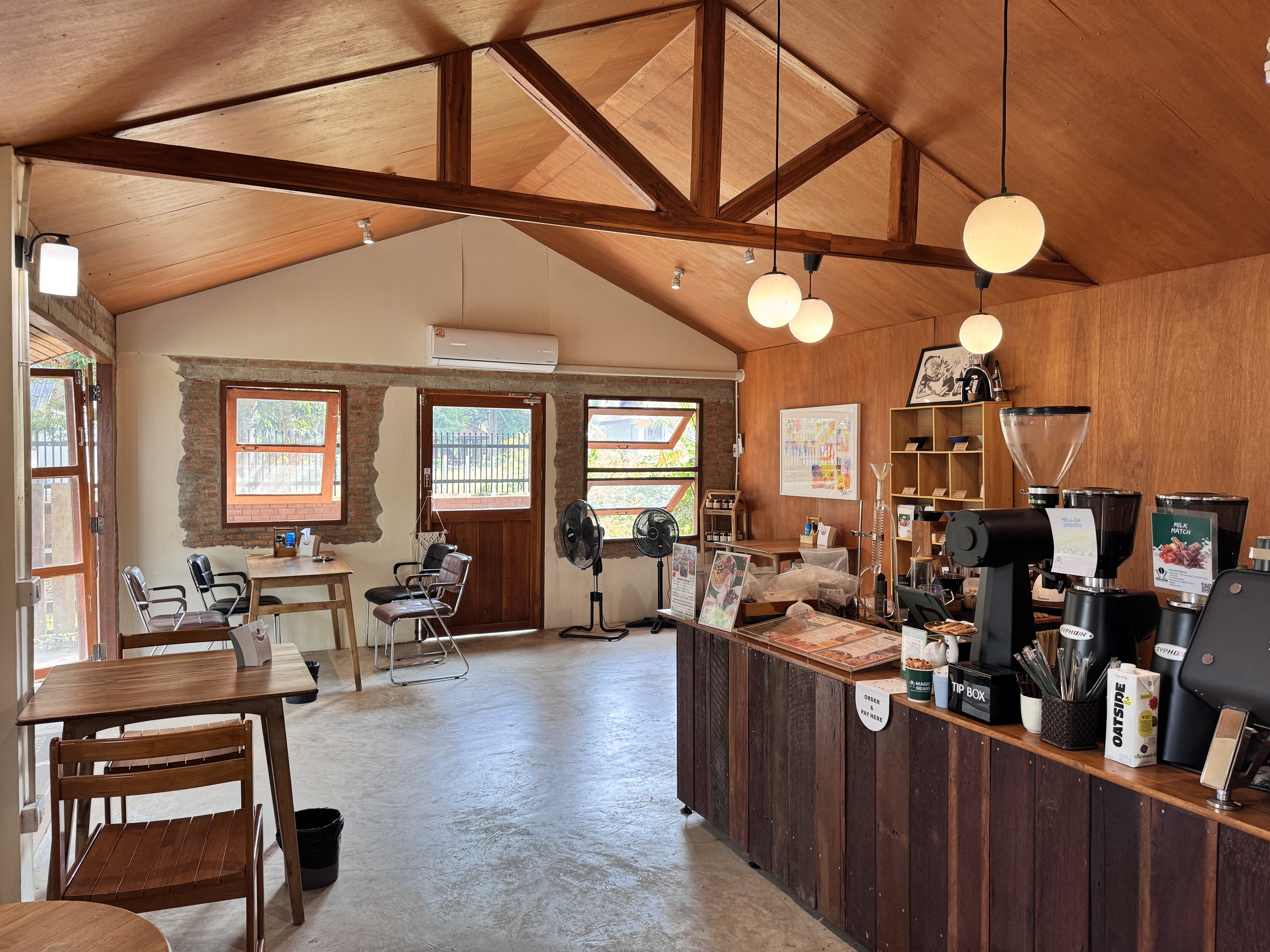 Magic Beans Coffee interior